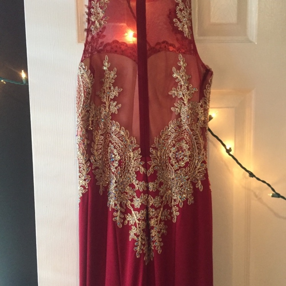 PROM DRESS - Picture 4 of 5